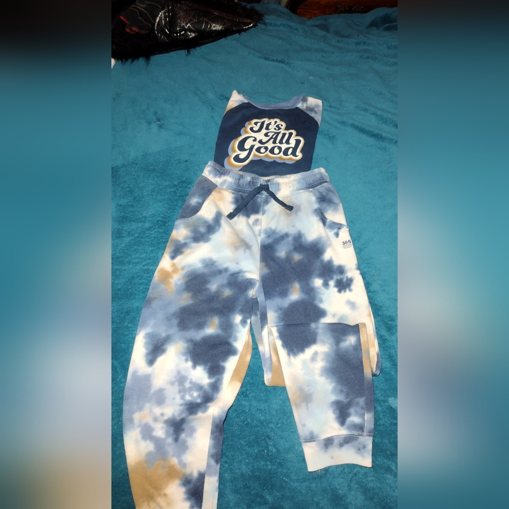 Long sleeve tea and joggers two-piece set bundle